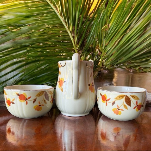 Vintage Hall’s Superior Creamer & Custard Cups Set – Autumn Floral Pattern 3 Pc - Picture 2 of 14